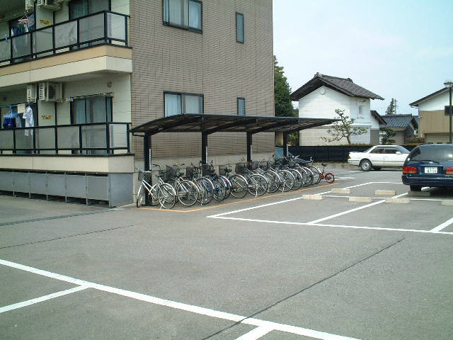 コーポラスセーフティ 駐輪所