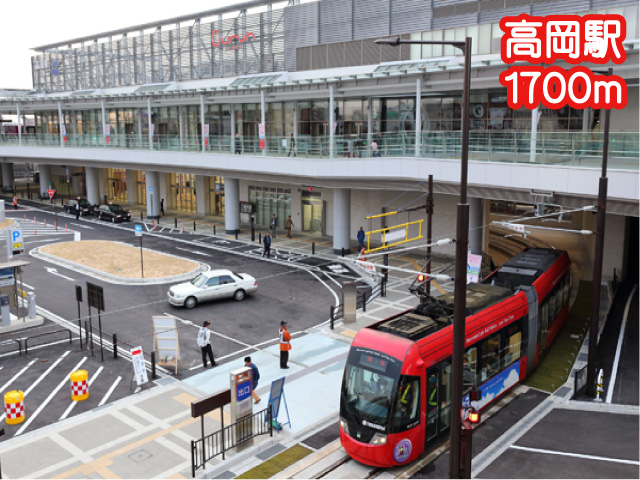 パークサイド 高岡駅