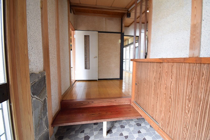 角貸家 シューズボックス有り